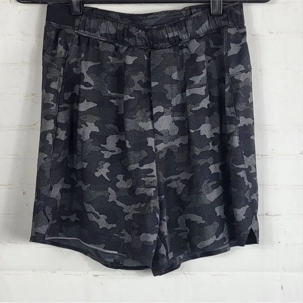 Lululemon Surge Short Liner 6" in Variegated Mesh Camo Black Men's S